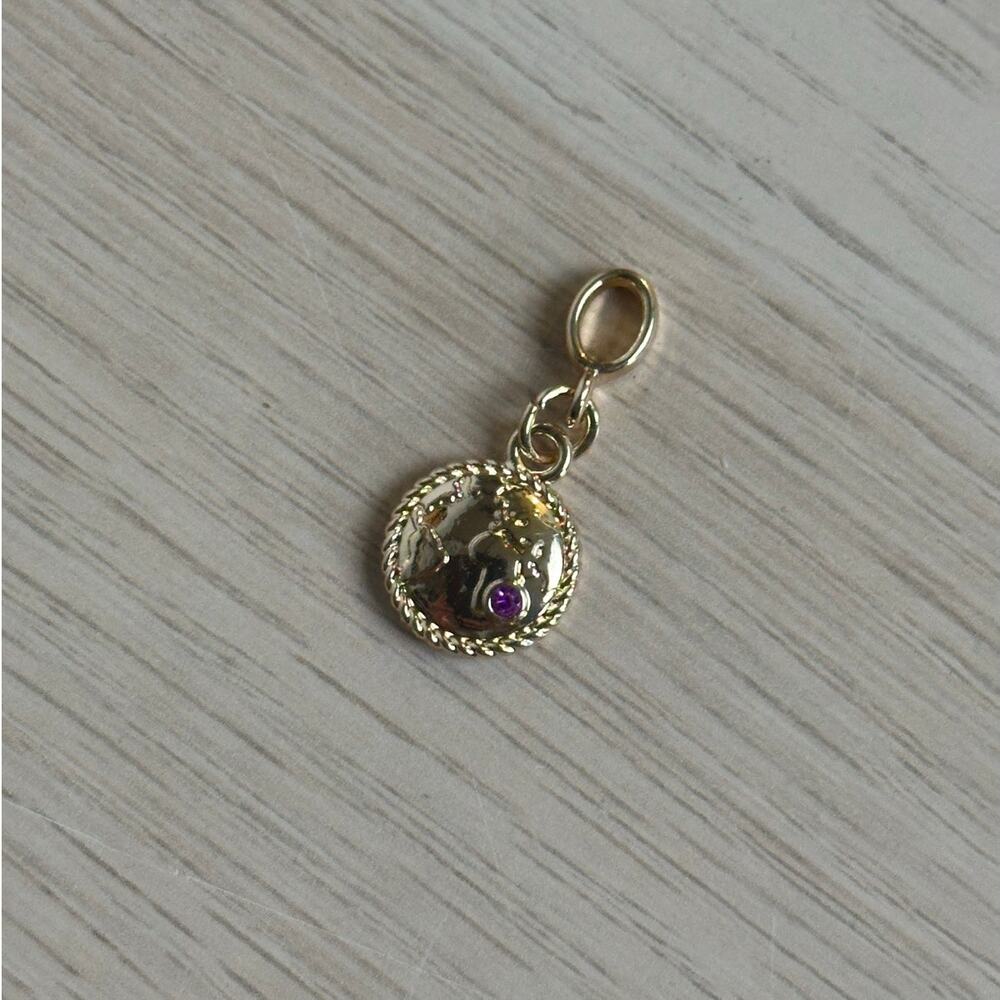 Effy Goldtone Charm "Nahla Siri" - New